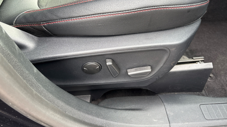 Ford Kuga 2.0 EcoBlue mHEV ST-Line Edition 5dr Diesel Estate